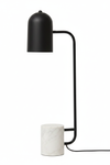 Candeeiro de mesa Cirat - fundo branco realista